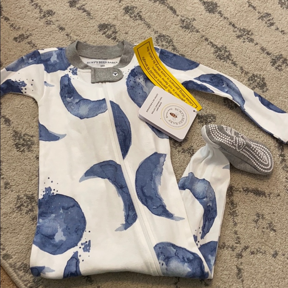 NWT Burts Bees footie pajamas
